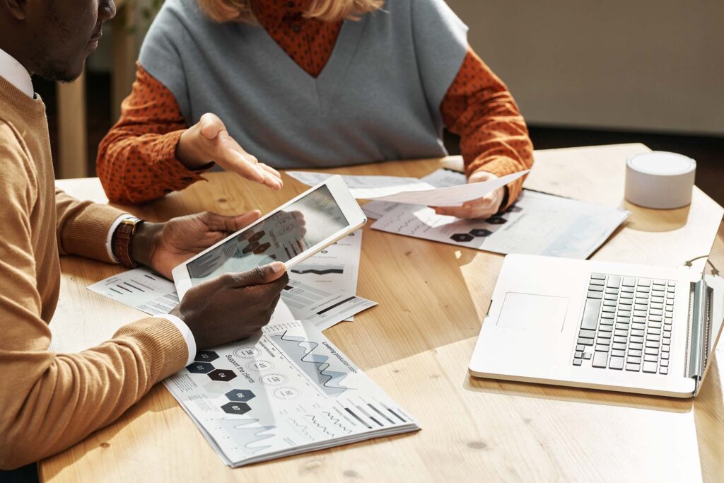 AI vs Machine Learning: What’s the Difference and Which One Should You Learn?